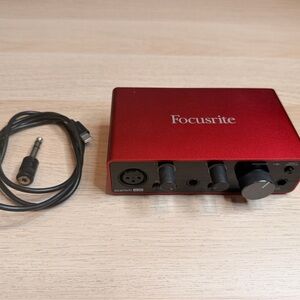 Scarlett 2i2 USB Audio Interface - Red